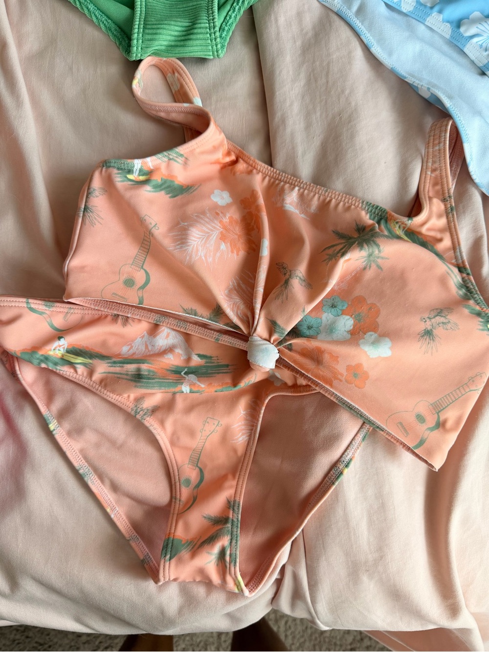 **Bikini Bundle** Roxy, Aerie, A&F - Picture 3 of 8